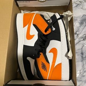 COPY - Air Jordan 1 Mid